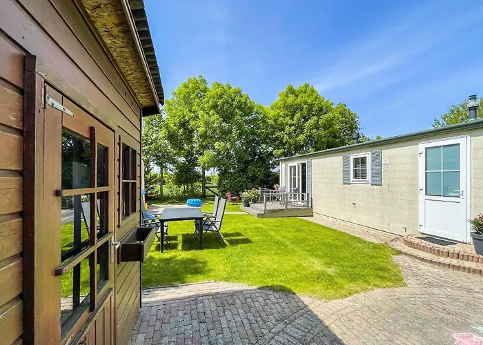 Beautiful Stacaravan In 3* Goedereede