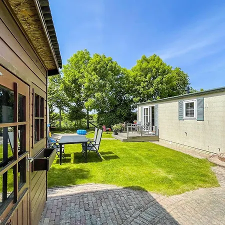 Beautiful Stacaravan In 3* Goedereede